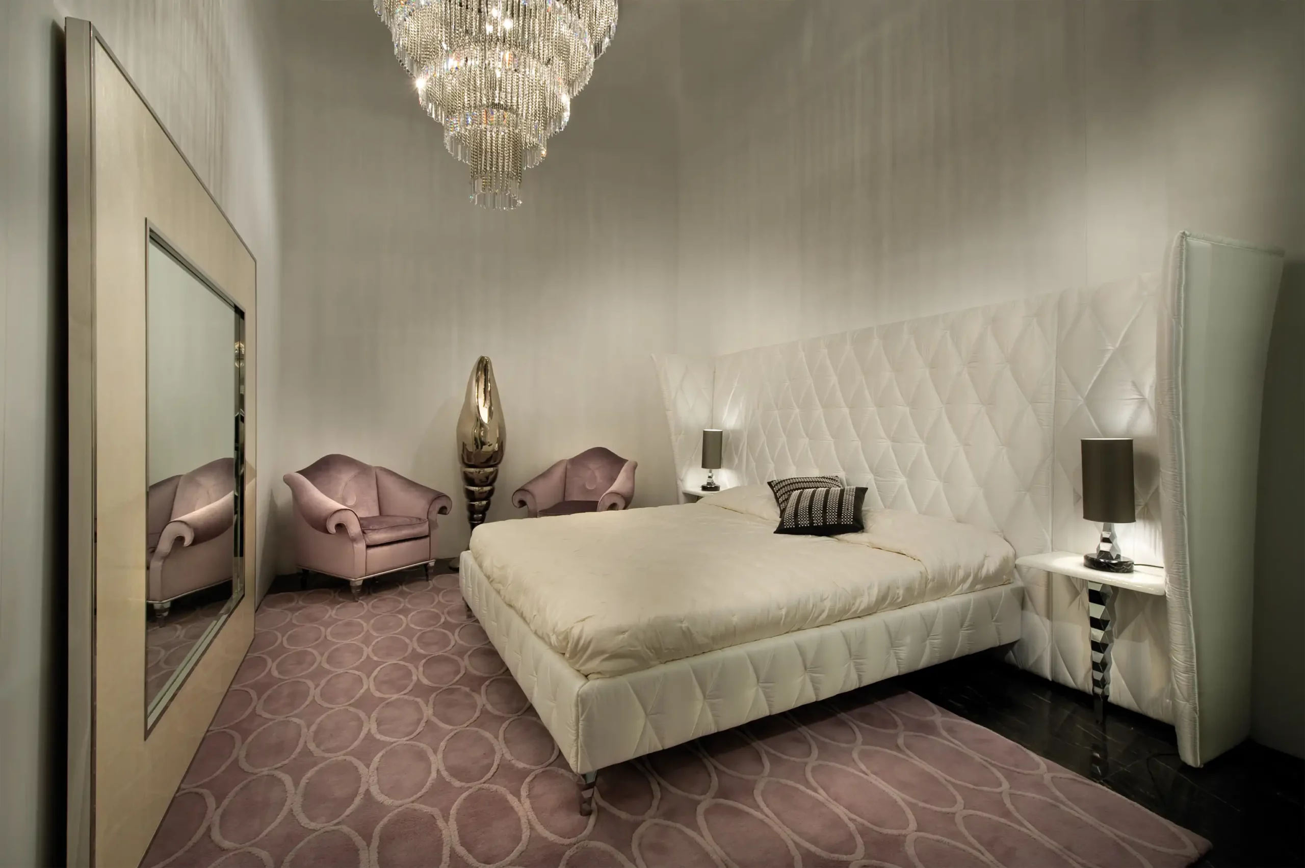 luxury bedroom design with mother of pearl style